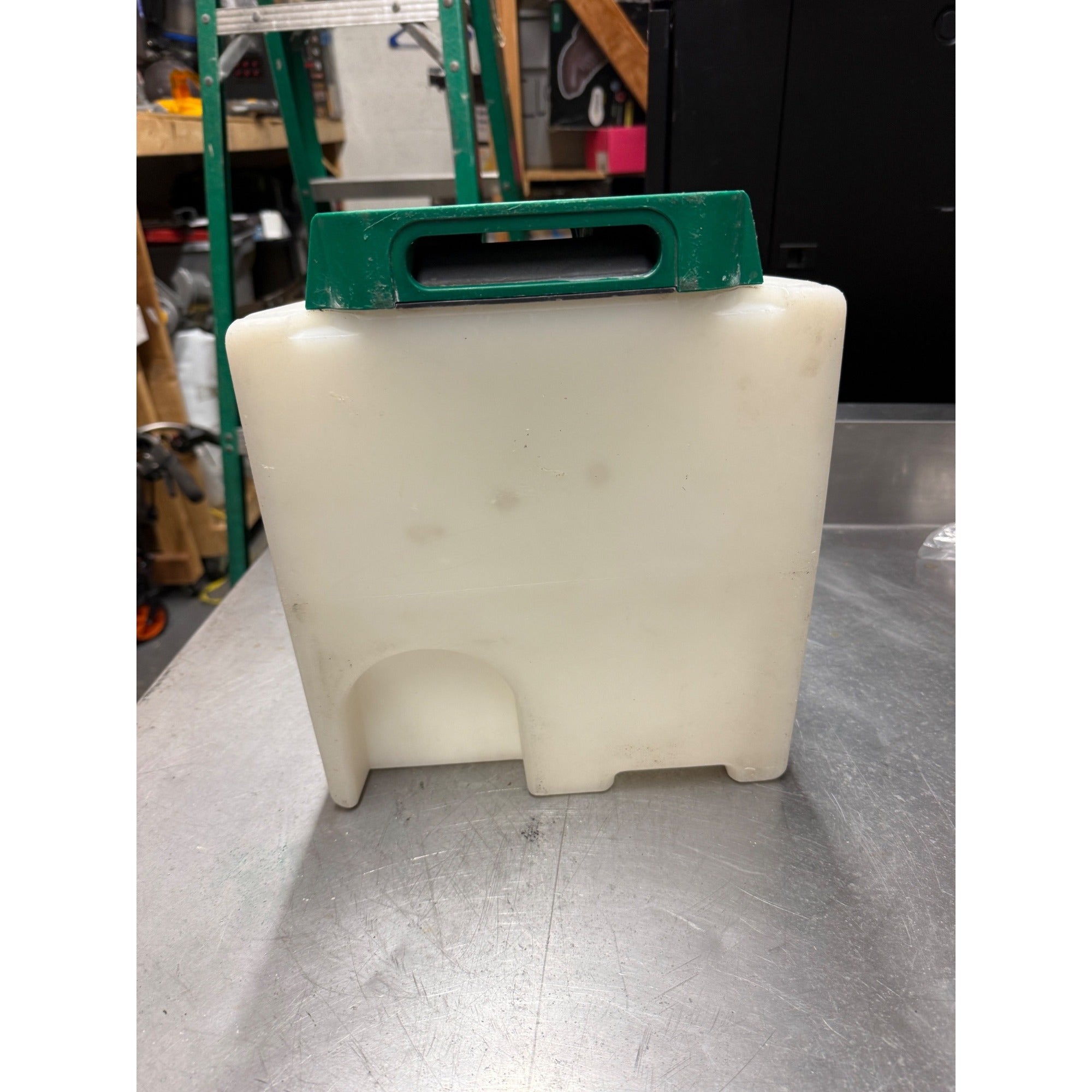✨ Bissell Floor Finisher Tank Replacement Part Model 86T3