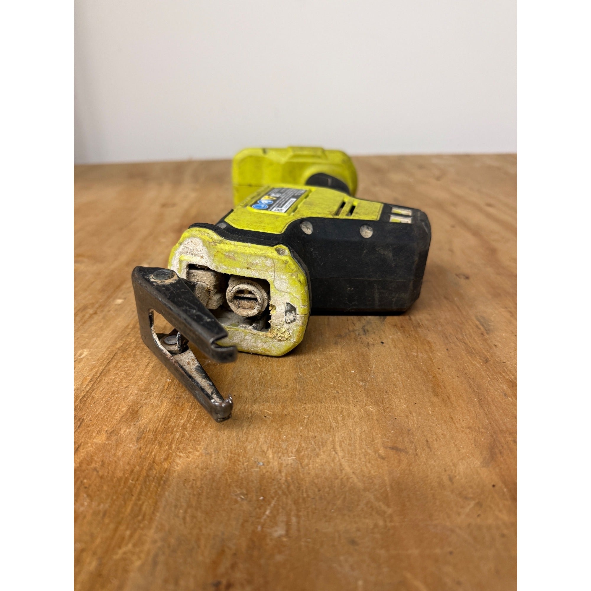 🟢🔧 Ryobi PSBRS01 (ONE+ HP Compact Brushless Reciprocating Saw)  tool only ( for parts)