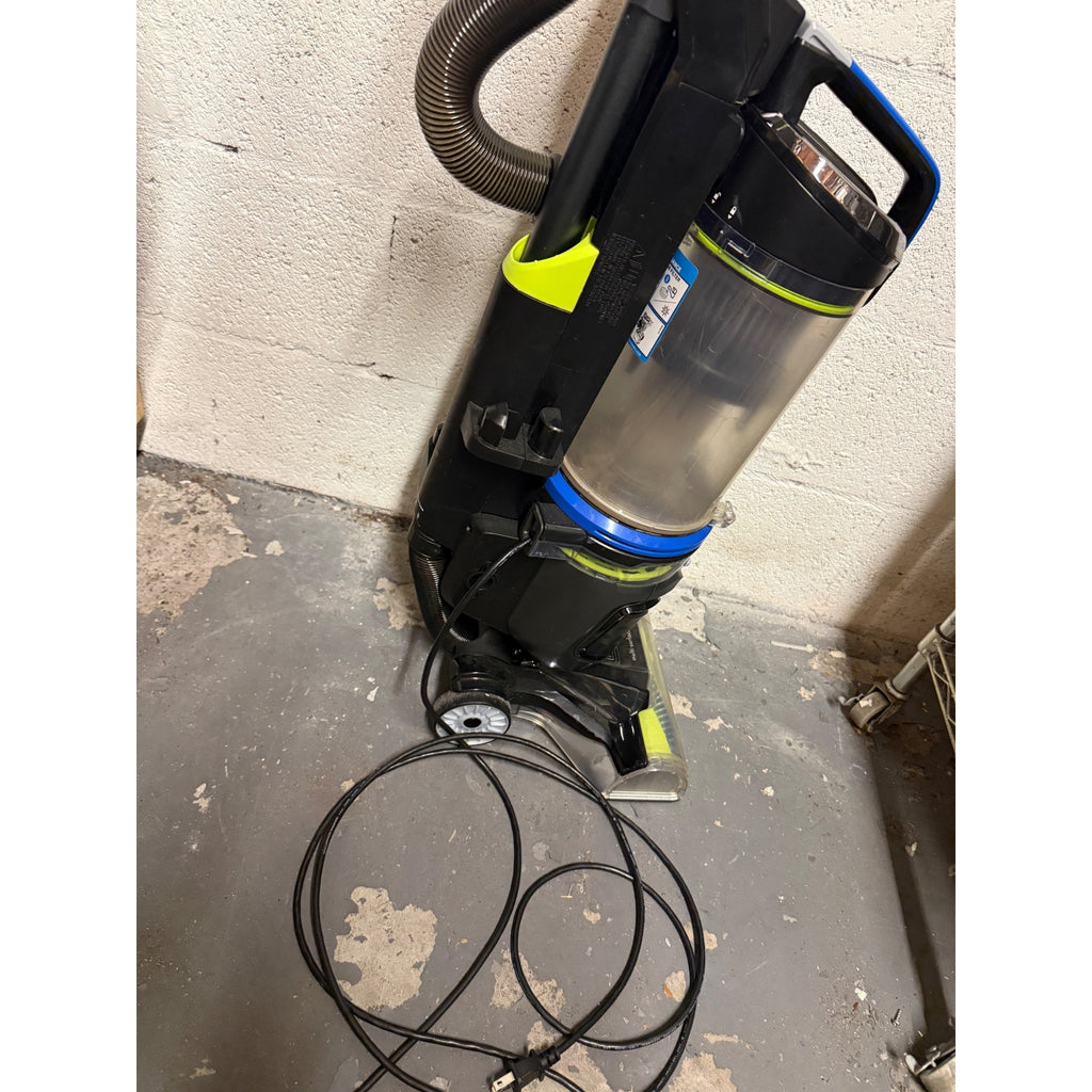 Bissell Pet Hair Eraser Turbo Rewind Upright Vacuum Cleaner Model 27909 ( Preowned)