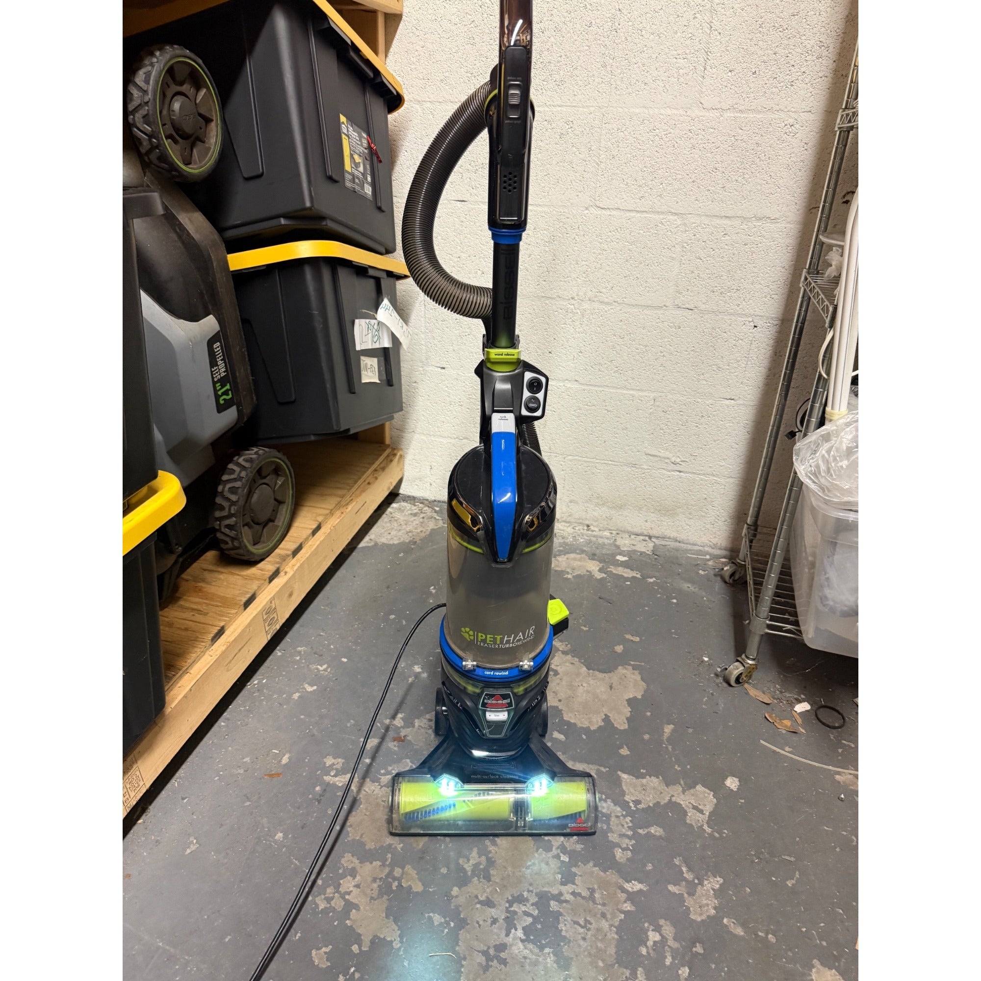 Bissell Pet Hair Eraser Turbo Rewind Upright Vacuum Cleaner Model 27909 ( Preowned)