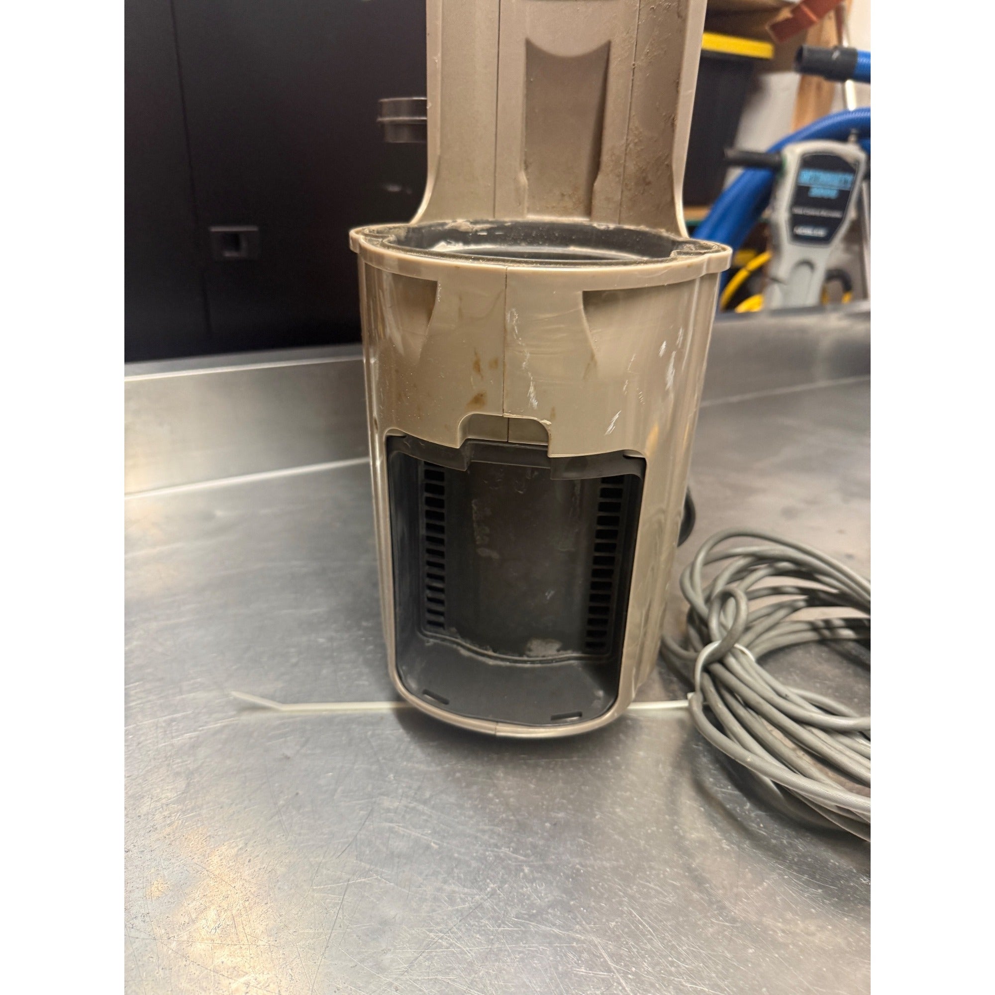 Shark Navigator NV70 Vacuum Main Body Motor Housing Assembly Corded OEM(Preowned)
