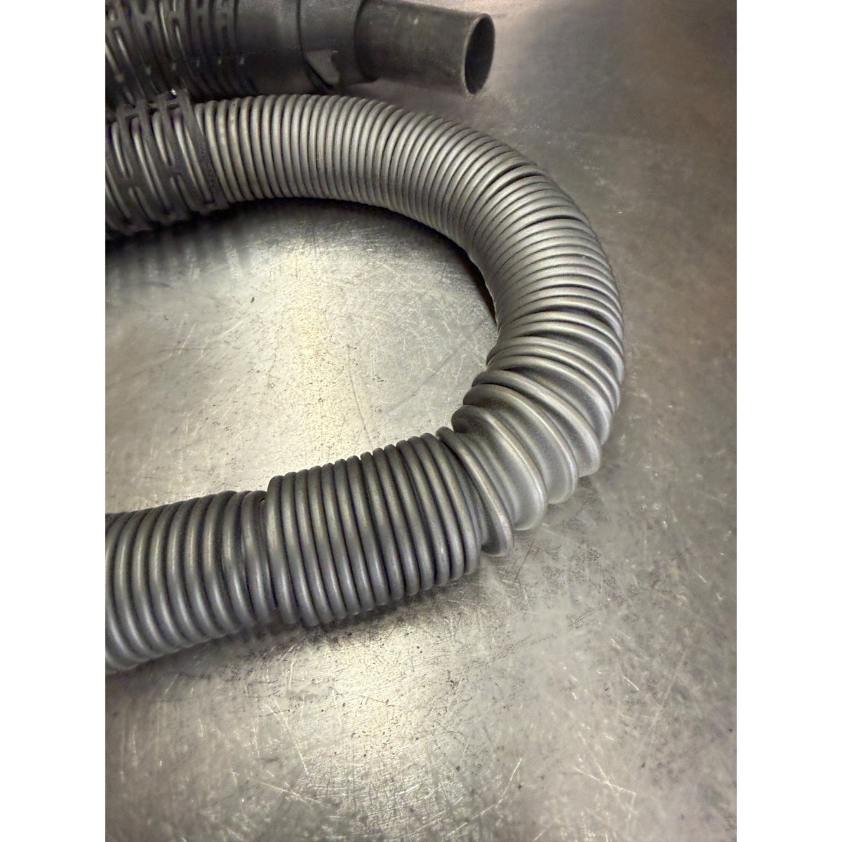 Genuine Miele Dynamic U1 HomeCare Upright Vacuum Handle Assembly OEM crushed hose but works  (Preowned)